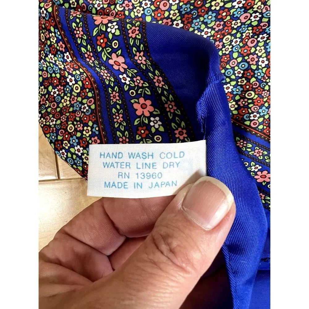 Vintage‎ Tiny Flower Scarf
